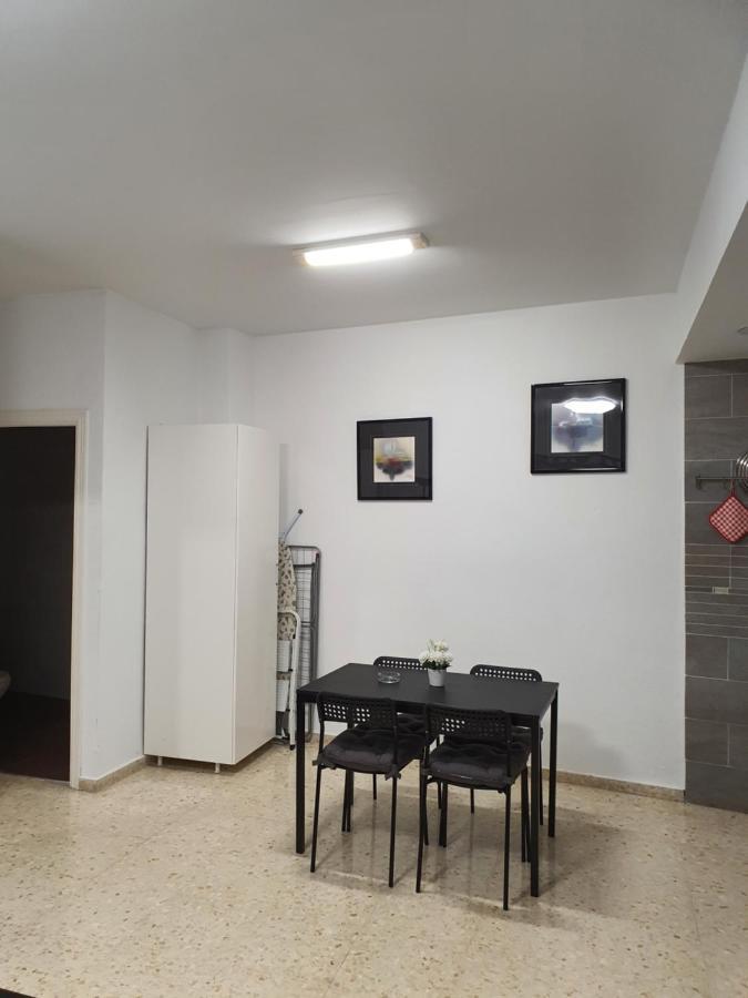 Nat Pureza De Triana Apartment Seville Ngoại thất bức ảnh